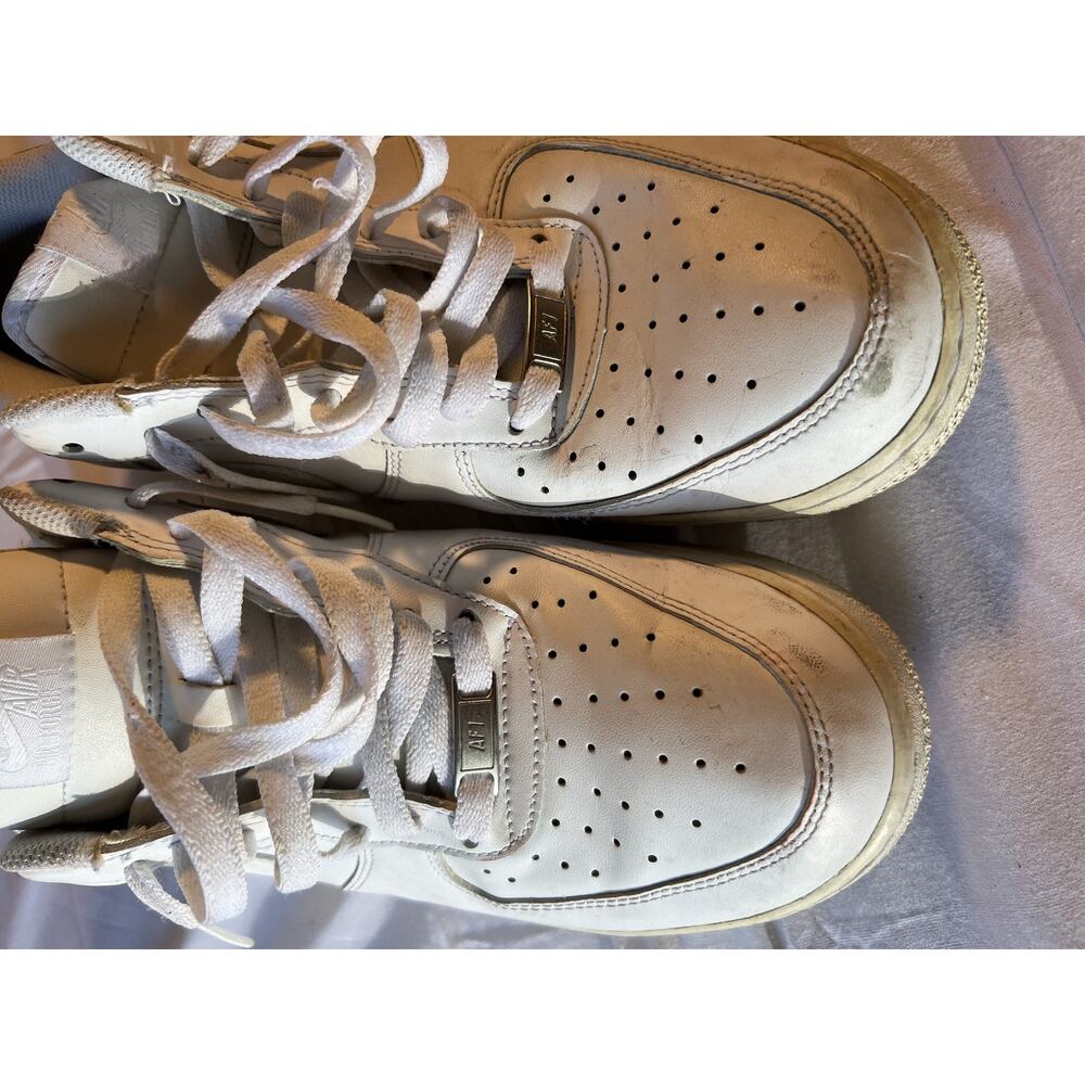 Nike Air Force 1 Shoes Mens Size 11 White Low Top Sneakers Classic 315122-111